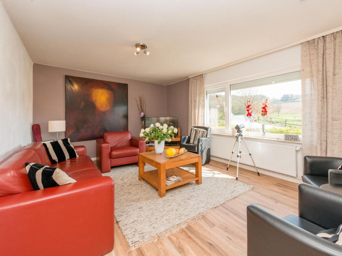 Modern Holiday Home Near River In Amelgatzen Emmerthal ห้อง รูปภาพ