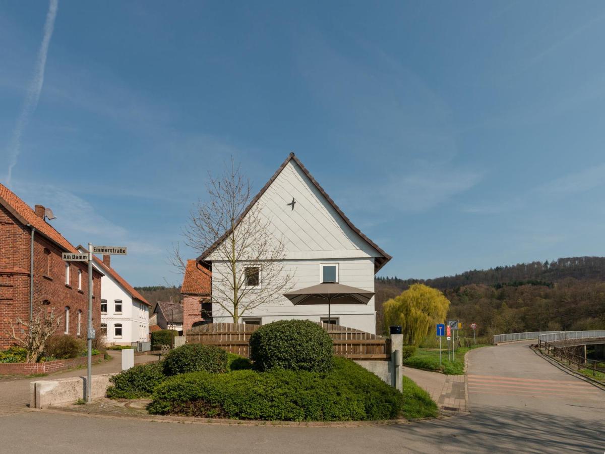 Modern Holiday Home Near River In Amelgatzen Emmerthal ห้อง รูปภาพ